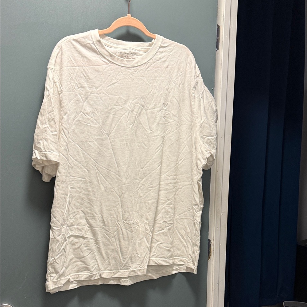 American Eagle Outfitters White Short Sleeve Tee
